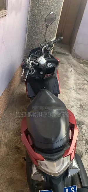 Yamaha Majesty 2020