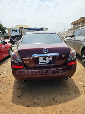 Nissan Altima 2012 Brown