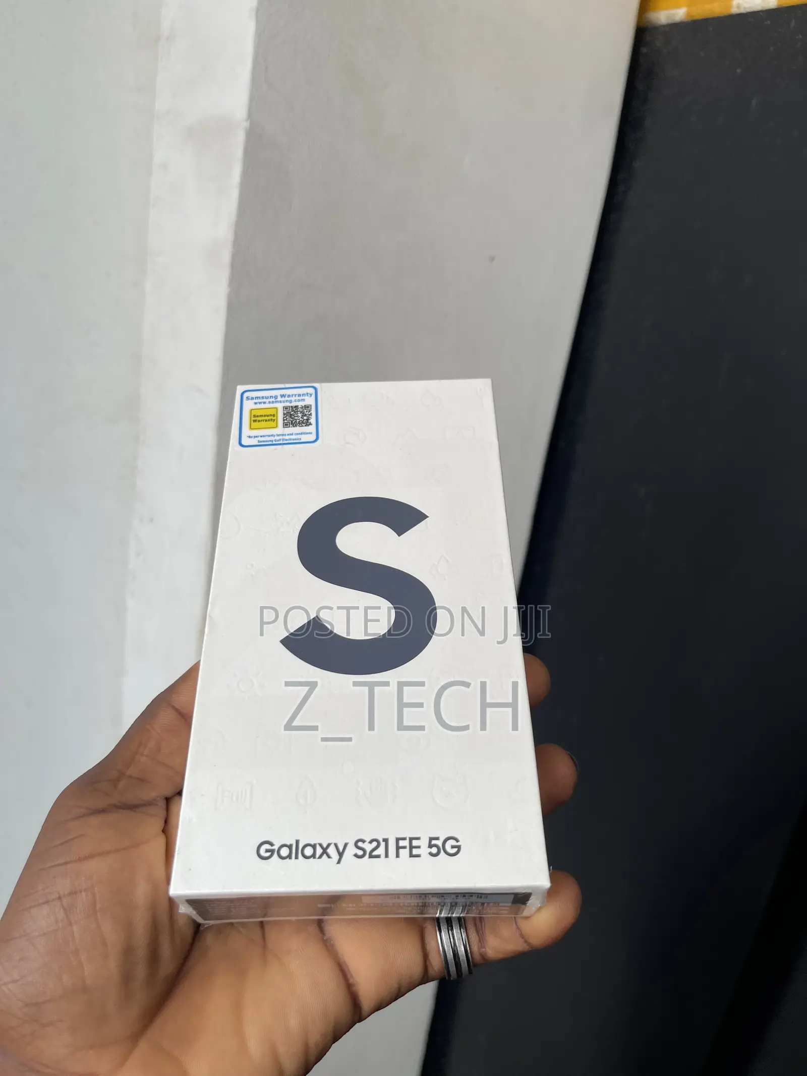 New Samsung Galaxy S21 FE 5G 128 GB Black