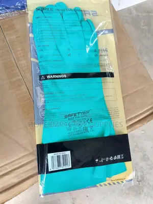High Quality Safety Boy Nitrile Gloves.