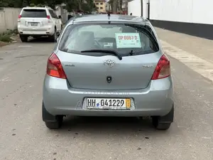 Toyota Yaris 2010 Gray