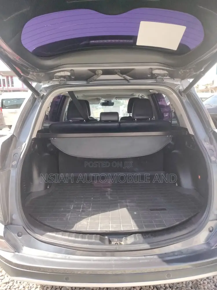 Toyota RAV4 2016 Gray