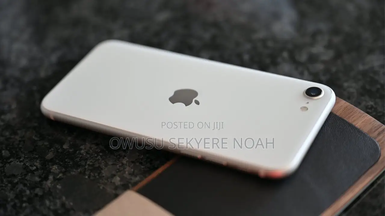 Apple iPhone SE 128 GB White