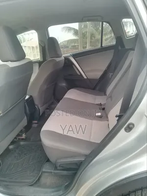 Toyota RAV4 2014 Silver