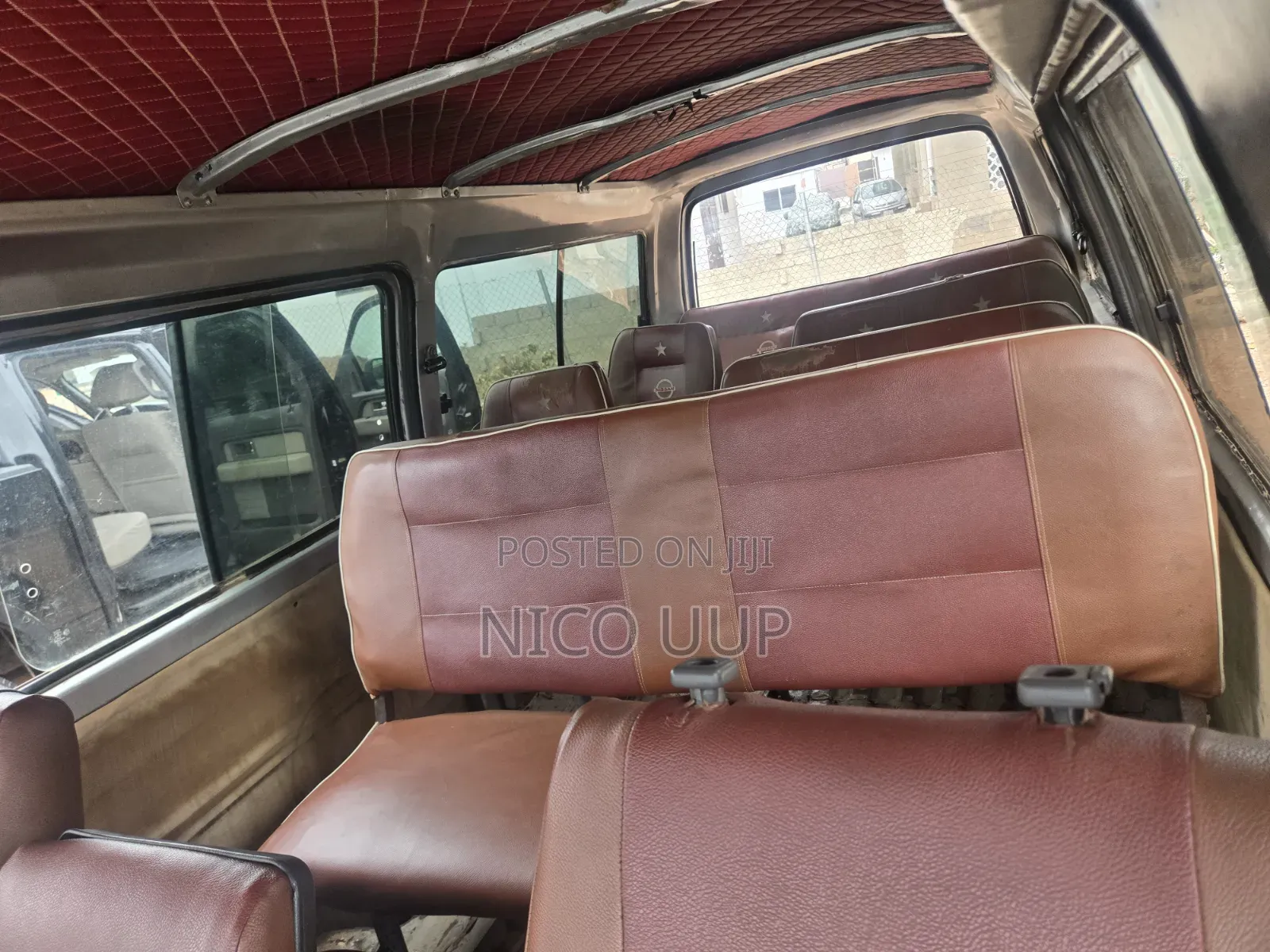 Nissan Caravan (Urvan) 1999 Silver