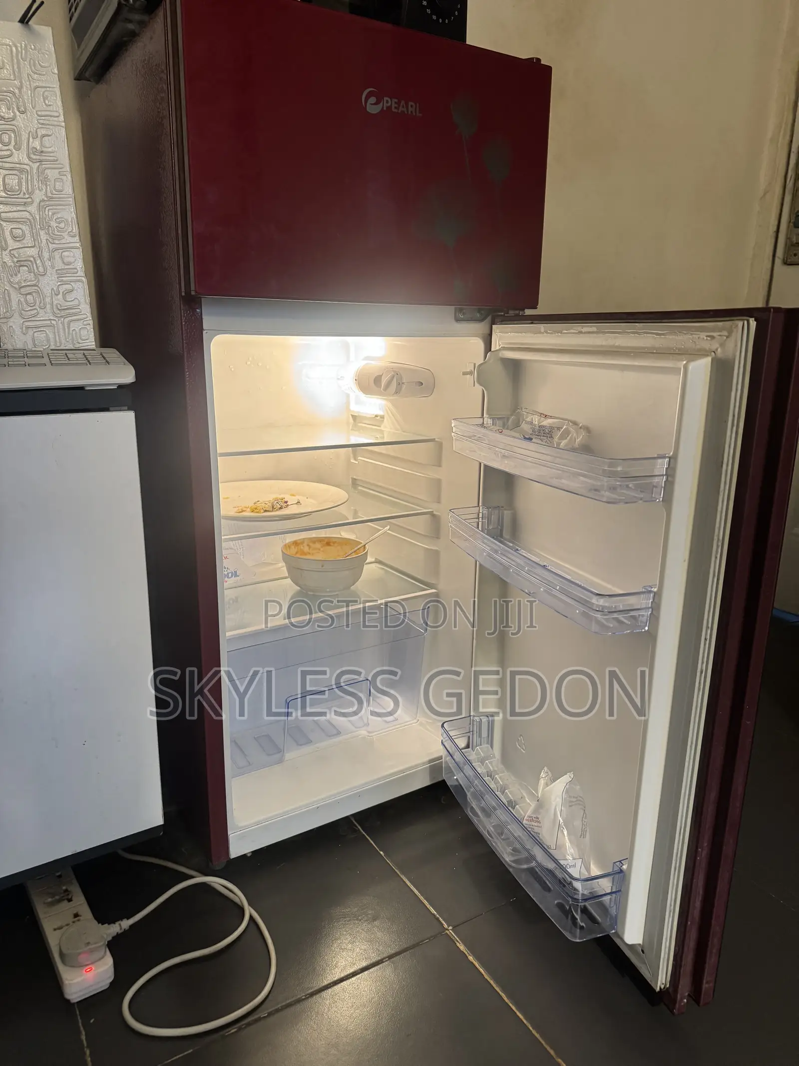 Pearl 95L a Week Used Clean and Neat Available Can Be Deliver at a Fee