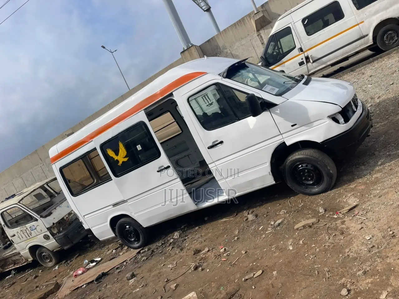 Mercedes-Benz Sprinter 2000 White