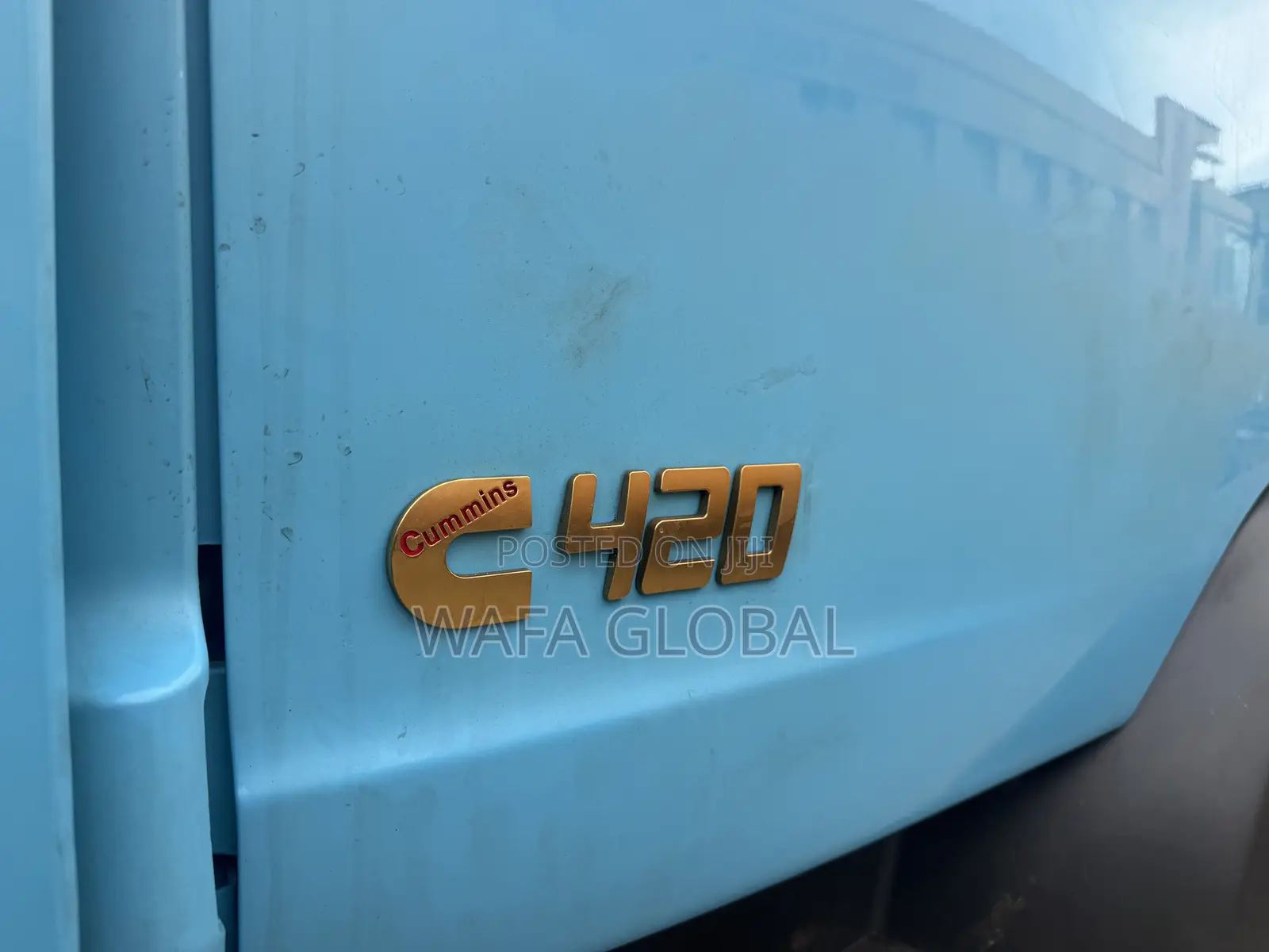 Trailer Head