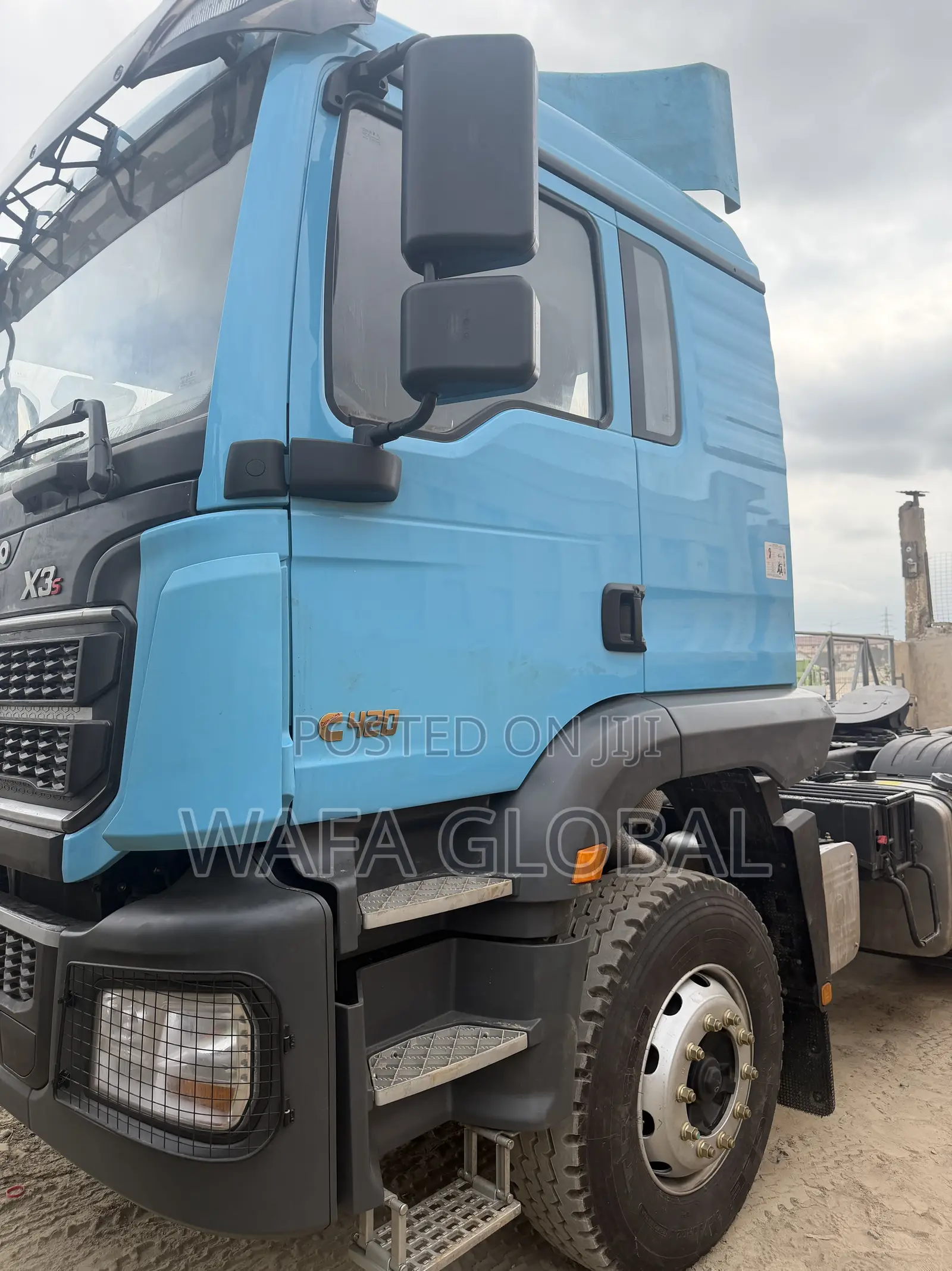 Trailer Head