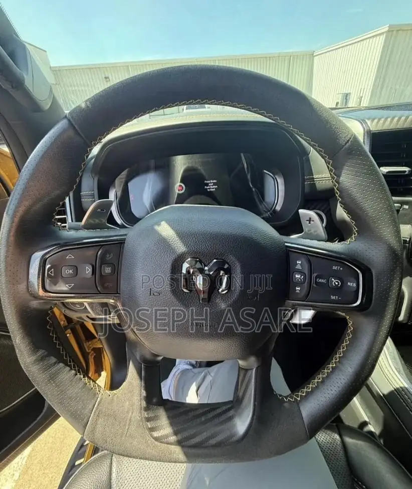 Dodge RAM 2023 Yellow