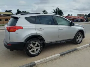 Toyota RAV4 2014 Silver