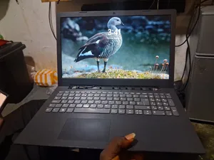 Laptop Lenovo Ideapad 3 4GB Intel Core i5 HDD 1T