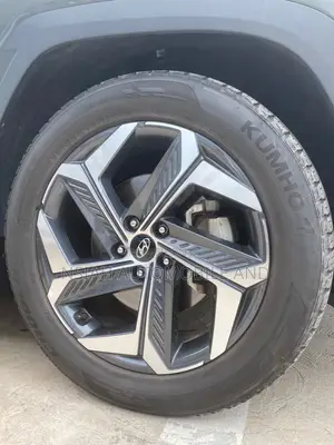 Hyundai Tucson 2022 Green