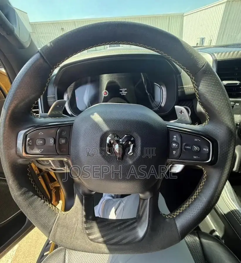 Dodge RAM 2023 Yellow