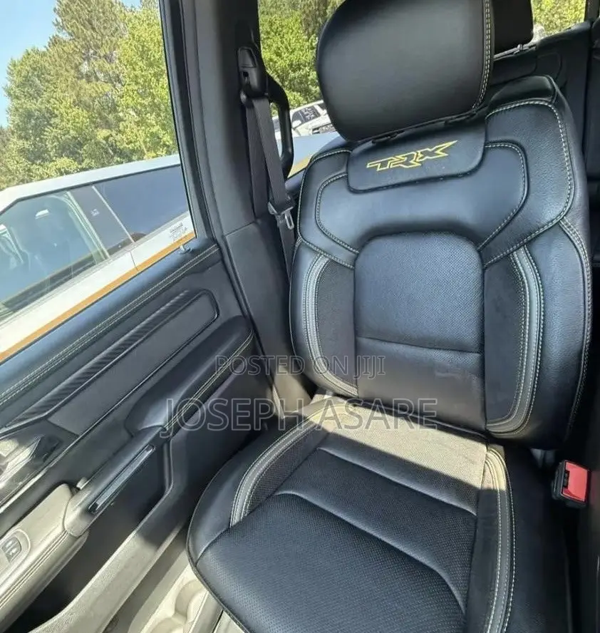 Dodge RAM 2023 Yellow
