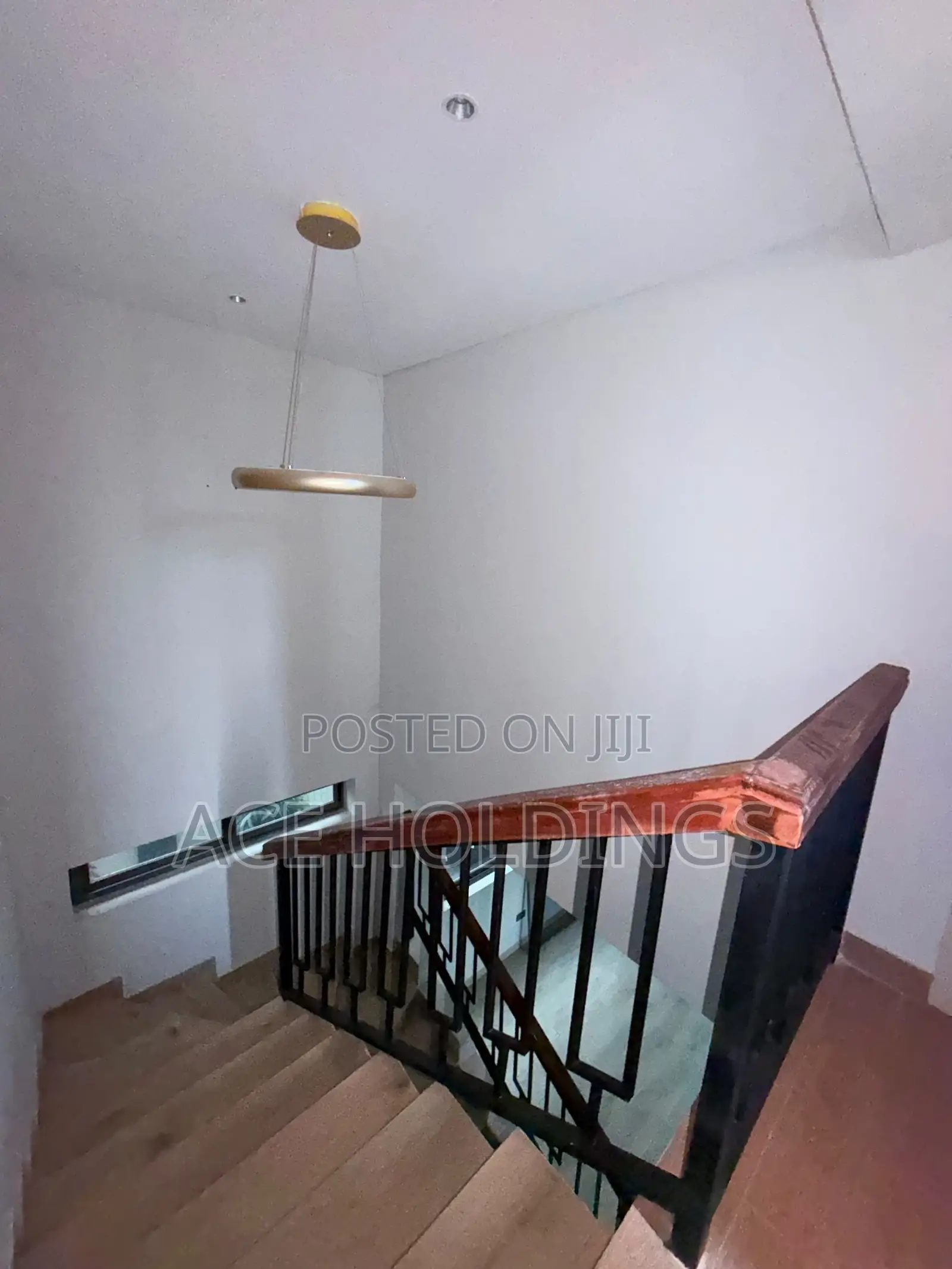 3bdrm House in School Junction for rent