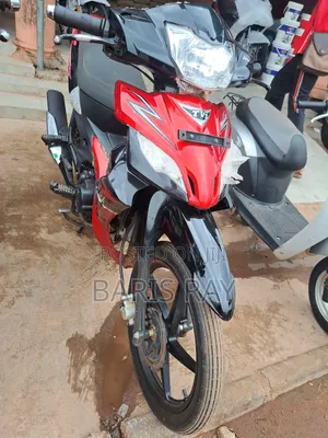 TVS Rockz 125 2025 Red
