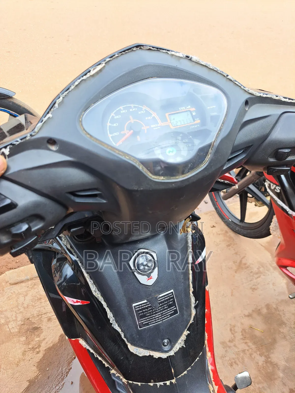 TVS Rockz 125 2025 Red