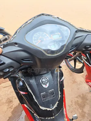 TVS Rockz 125 2025 Red