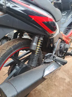 TVS Rockz 125 2025 Red