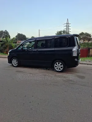Toyota Voxy for Rent