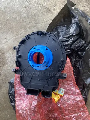 Kia Rio Horn Plate/Glog Spring