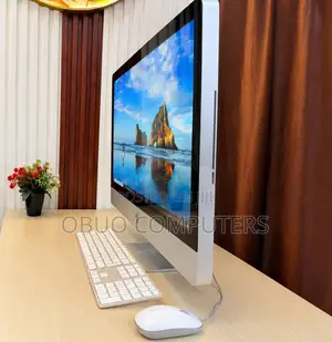 Desktop Computer Apple iMac 4GB Intel Core i5 HDD 500GB