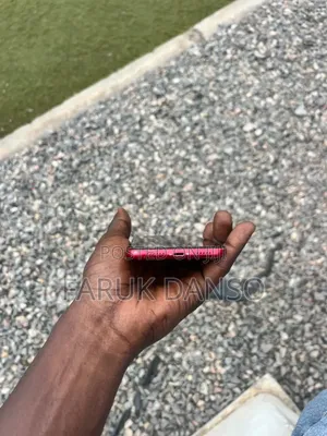 Apple iPhone 11 128 GB Red