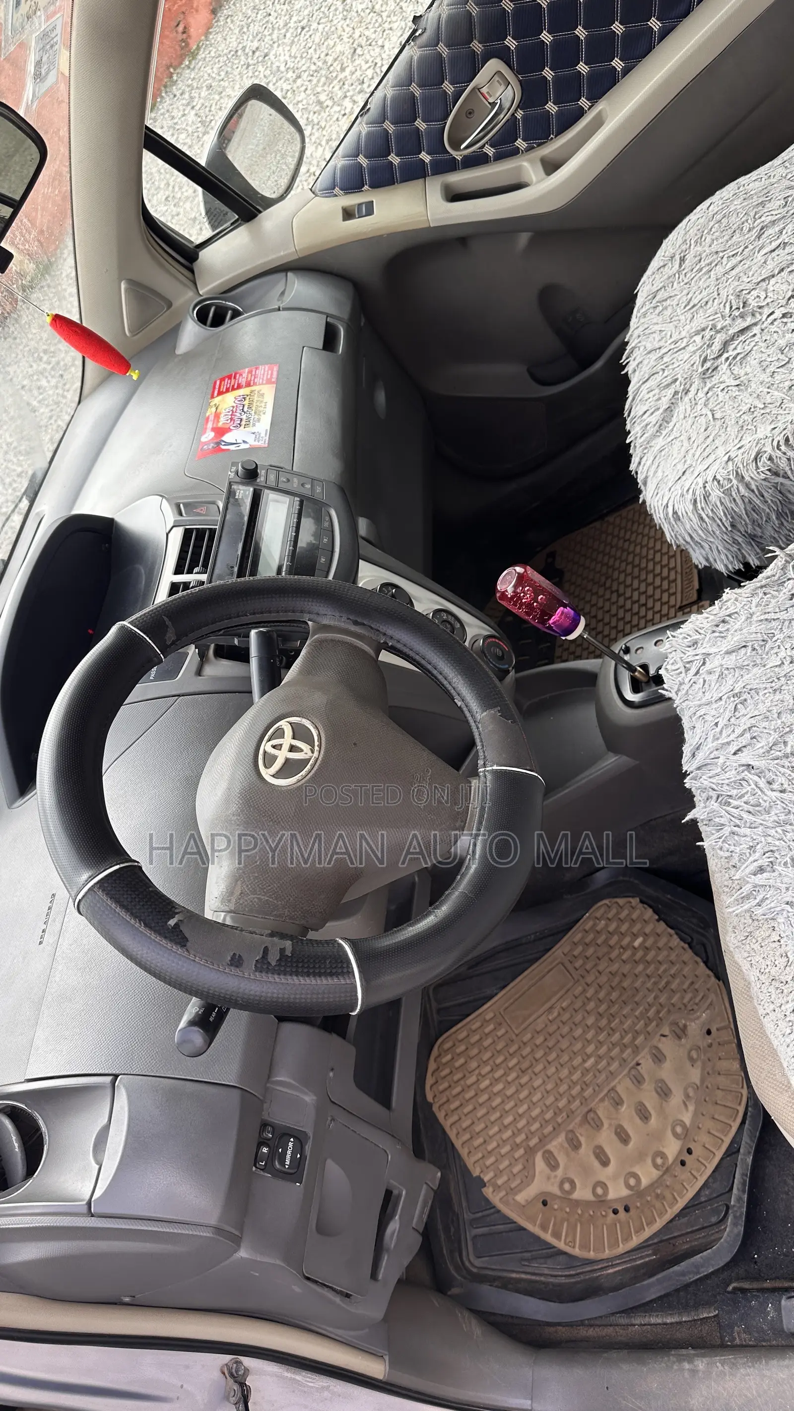 Toyota Vitz 1.3 FWD 3dr 2010 Gray