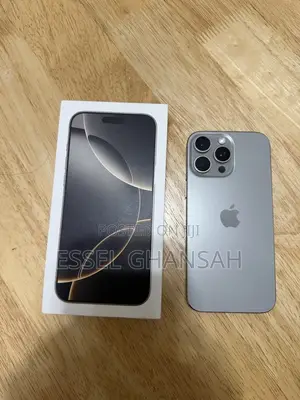 Apple iPhone 16 Pro Max 256 GB Silver