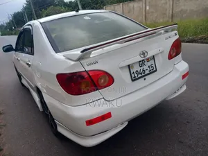 Toyota Corolla 2007 White