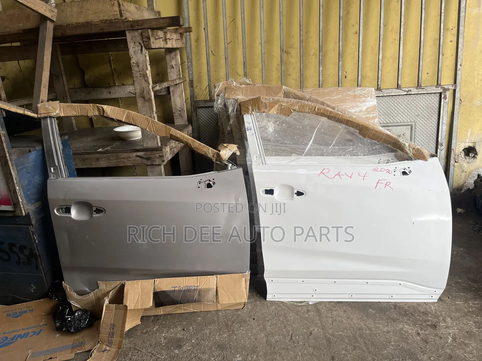 Toyota RAV4 2019-2024 Front Door 2020, 2021, 2022, 2023, 2024