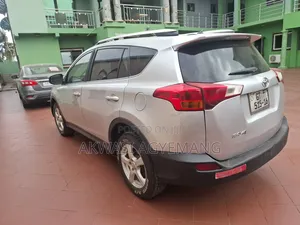 Toyota RAV4 2014 Silver