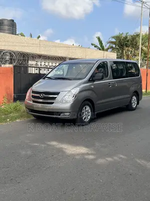 Hyundai Starex 2016 Silver