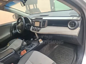 Toyota RAV4 2014 Silver