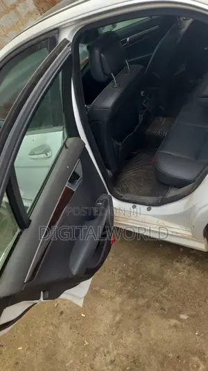 Mercedes-Benz C250 2013 White