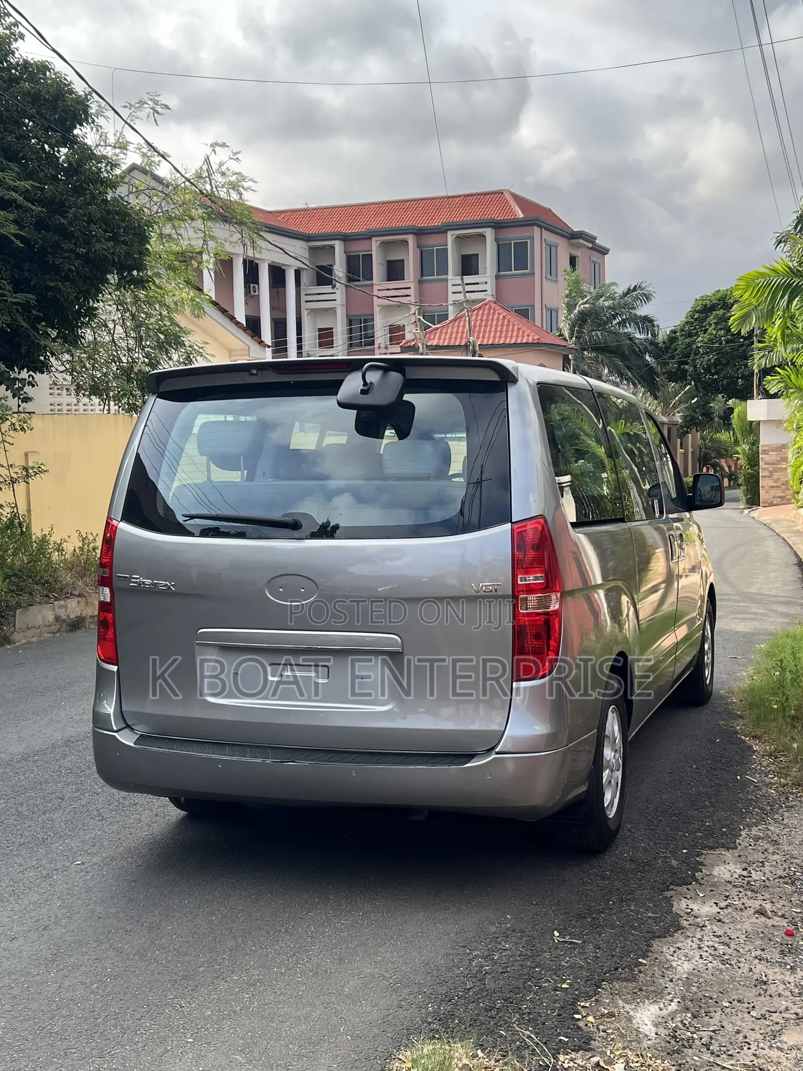 Hyundai Starex 2016 Silver
