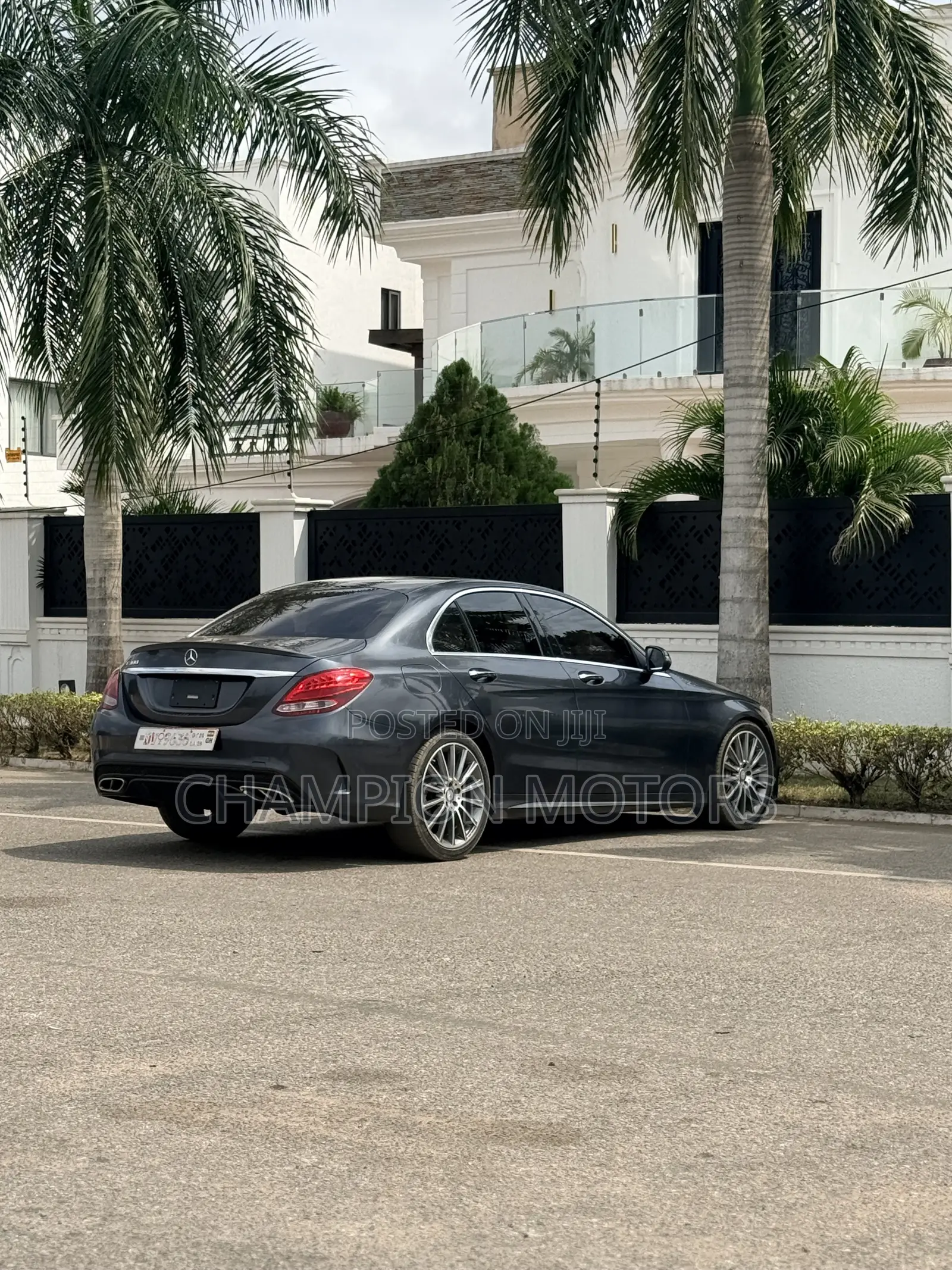 Mercedes-Benz C300 Sport Sedan RWD (2.0L 4cyl 7A) 2016 Gray