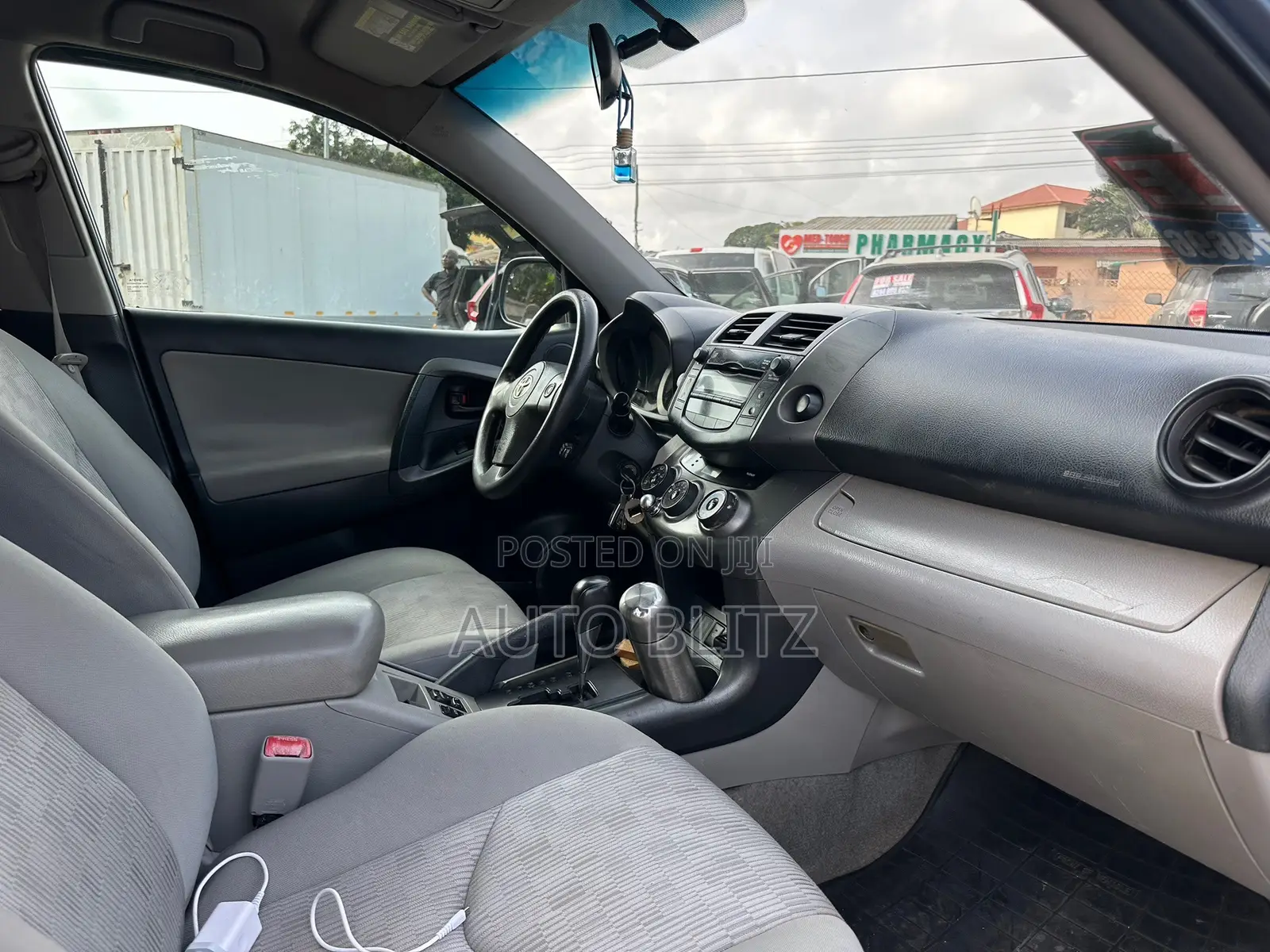 Toyota RAV4 2010 Blue