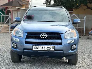 Toyota RAV4 2010