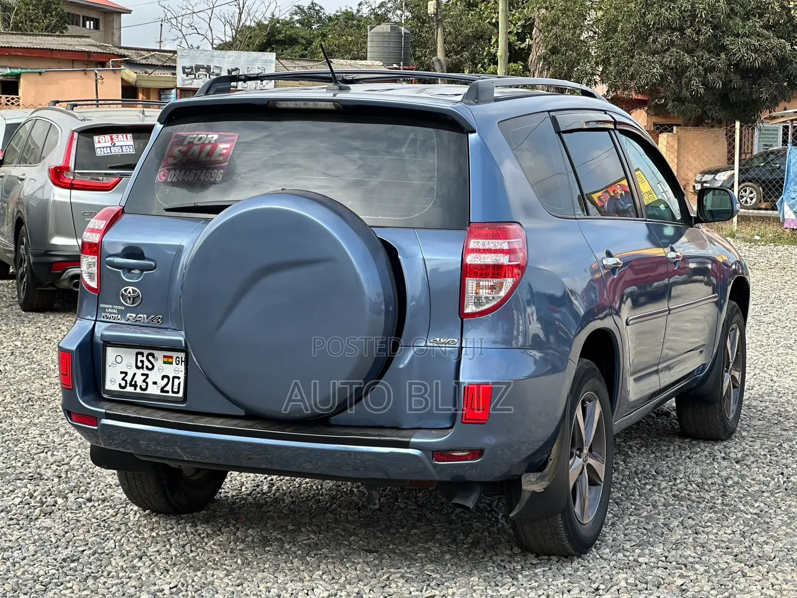 Toyota RAV4 2010 Blue