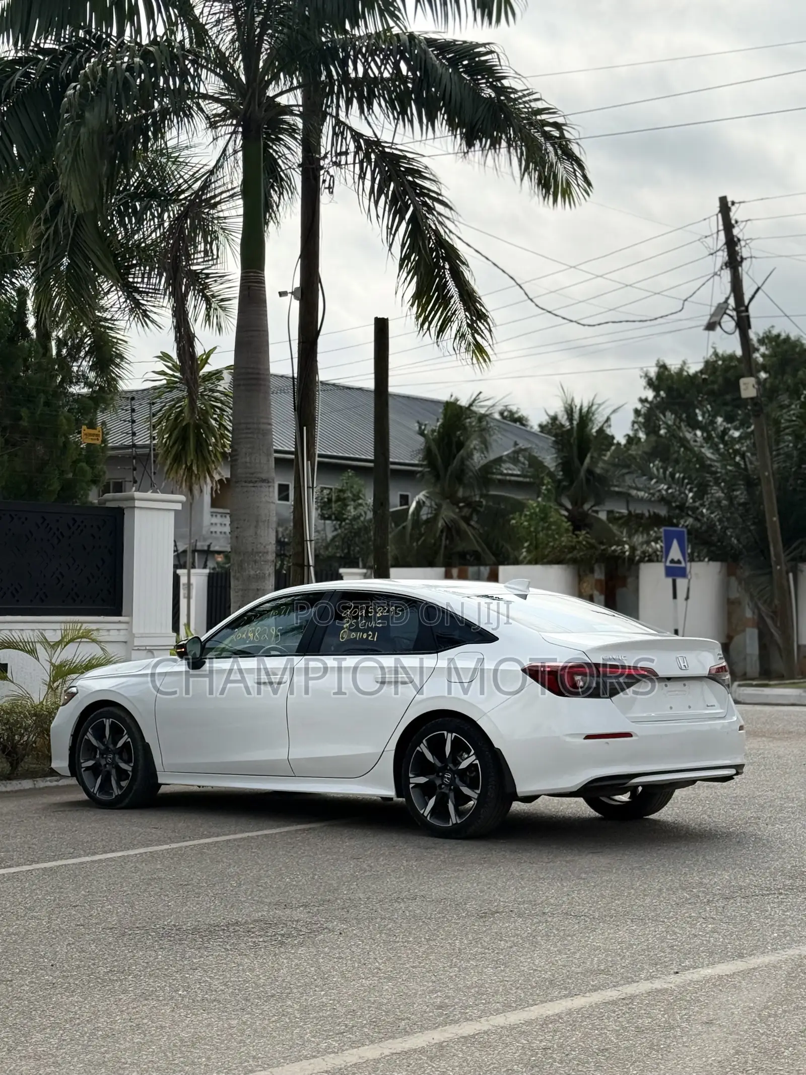 Honda Civic 2025 White
