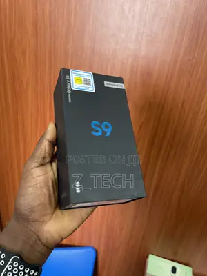 New Samsung Galaxy S9 64 GB Black