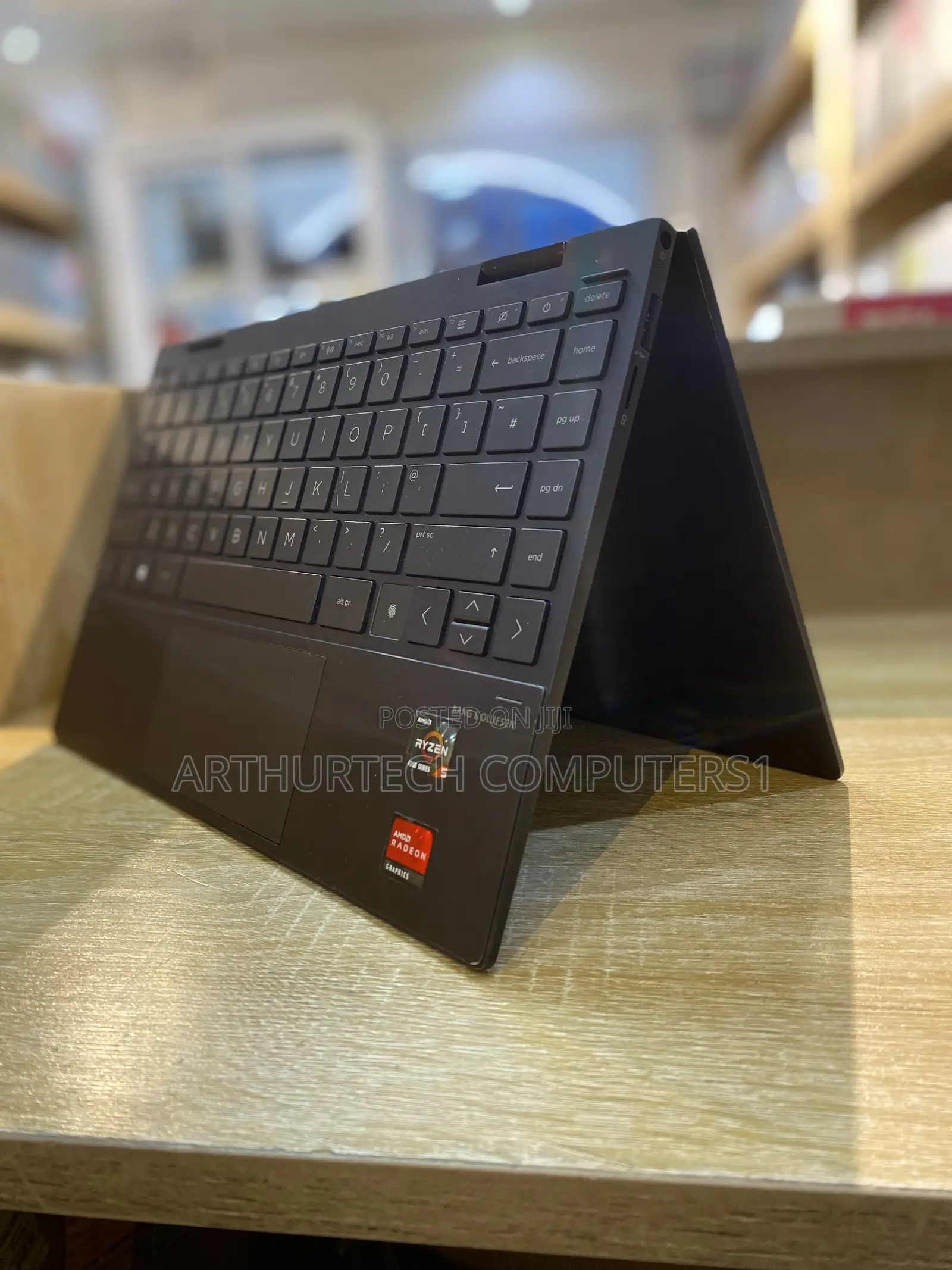 Laptop HP Envy Spectre XT 13 8GB AMD Ryzen 5 SSD 256GB