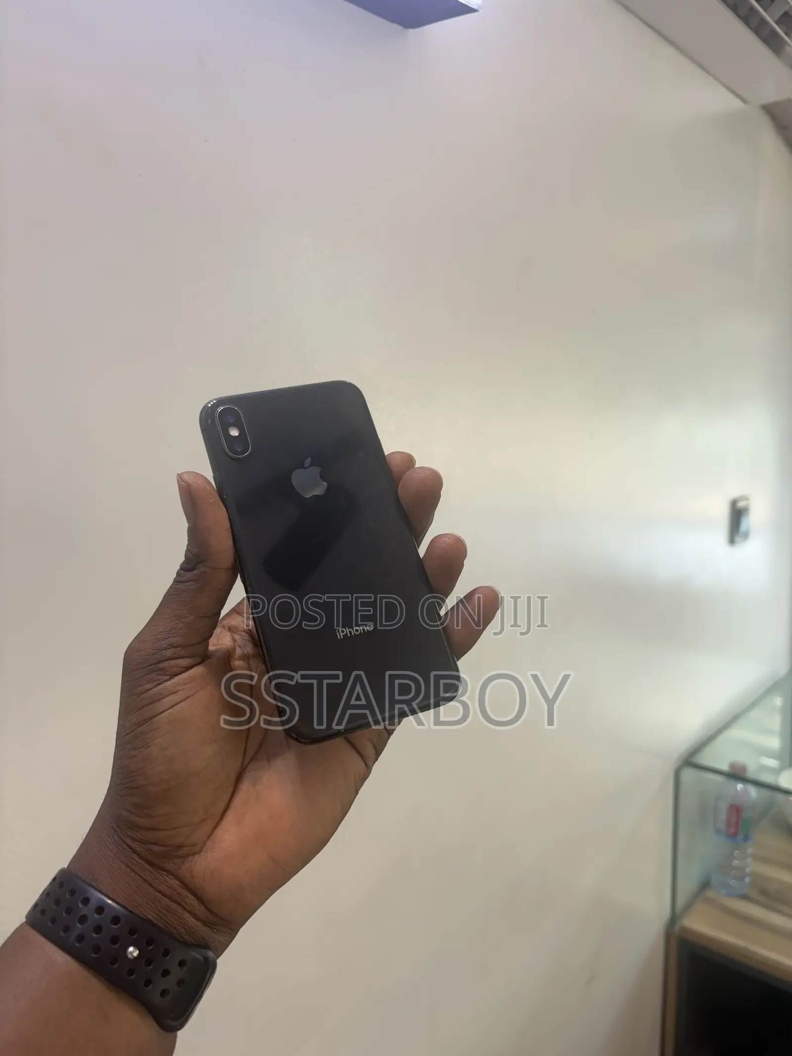 Apple iPhone X 64 GB Black