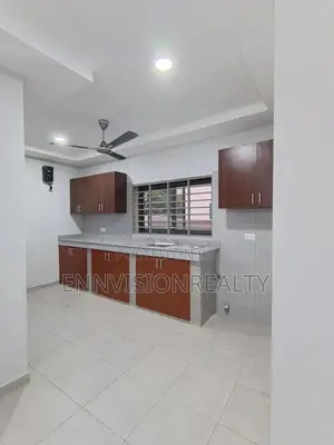 2bdrm Townhouse/Terrace in Post Office Area for sale