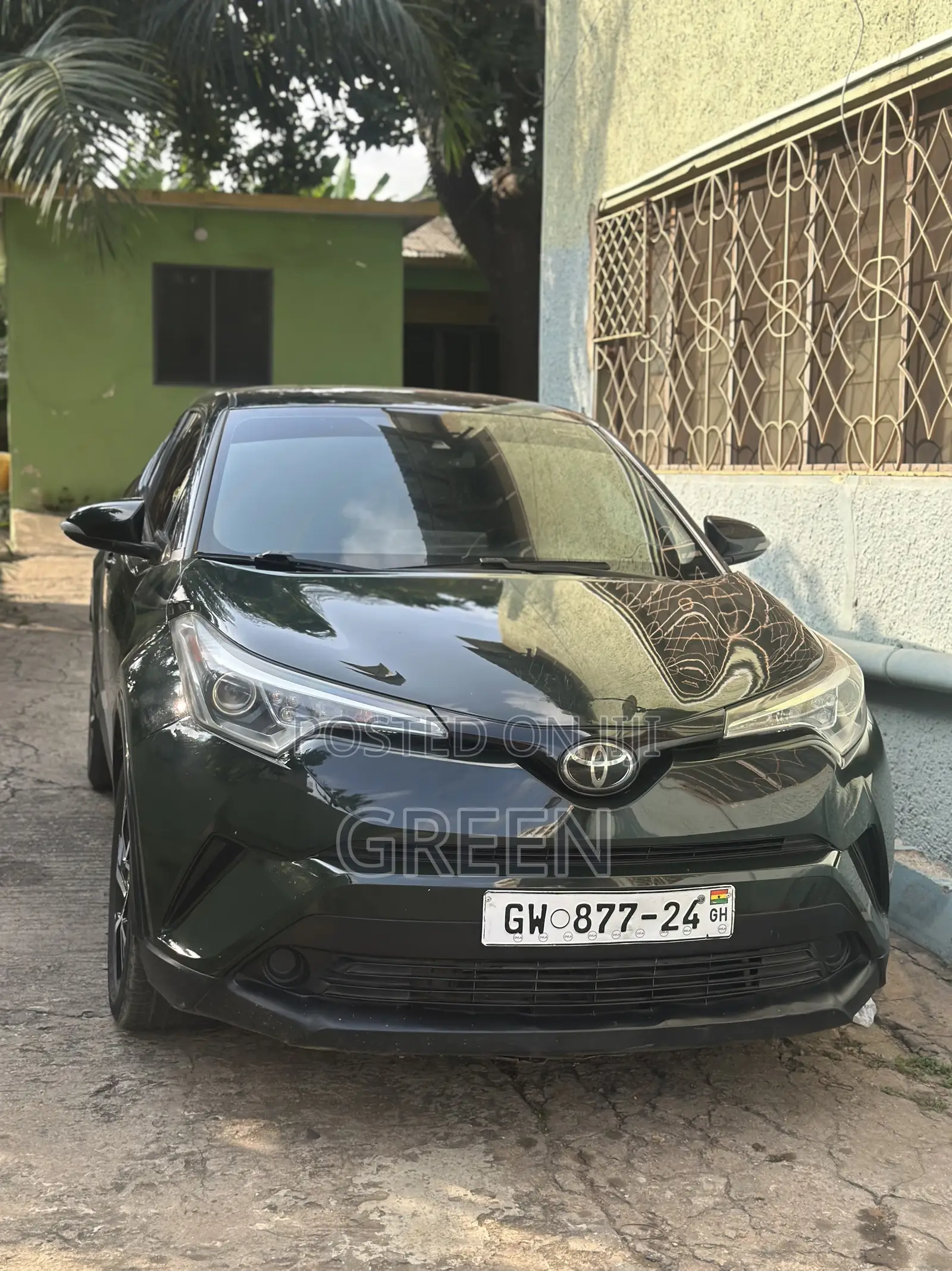Toyota C-HR XLE Prermium FWD (2.0L 4cyl 2AM) 2018 Green
