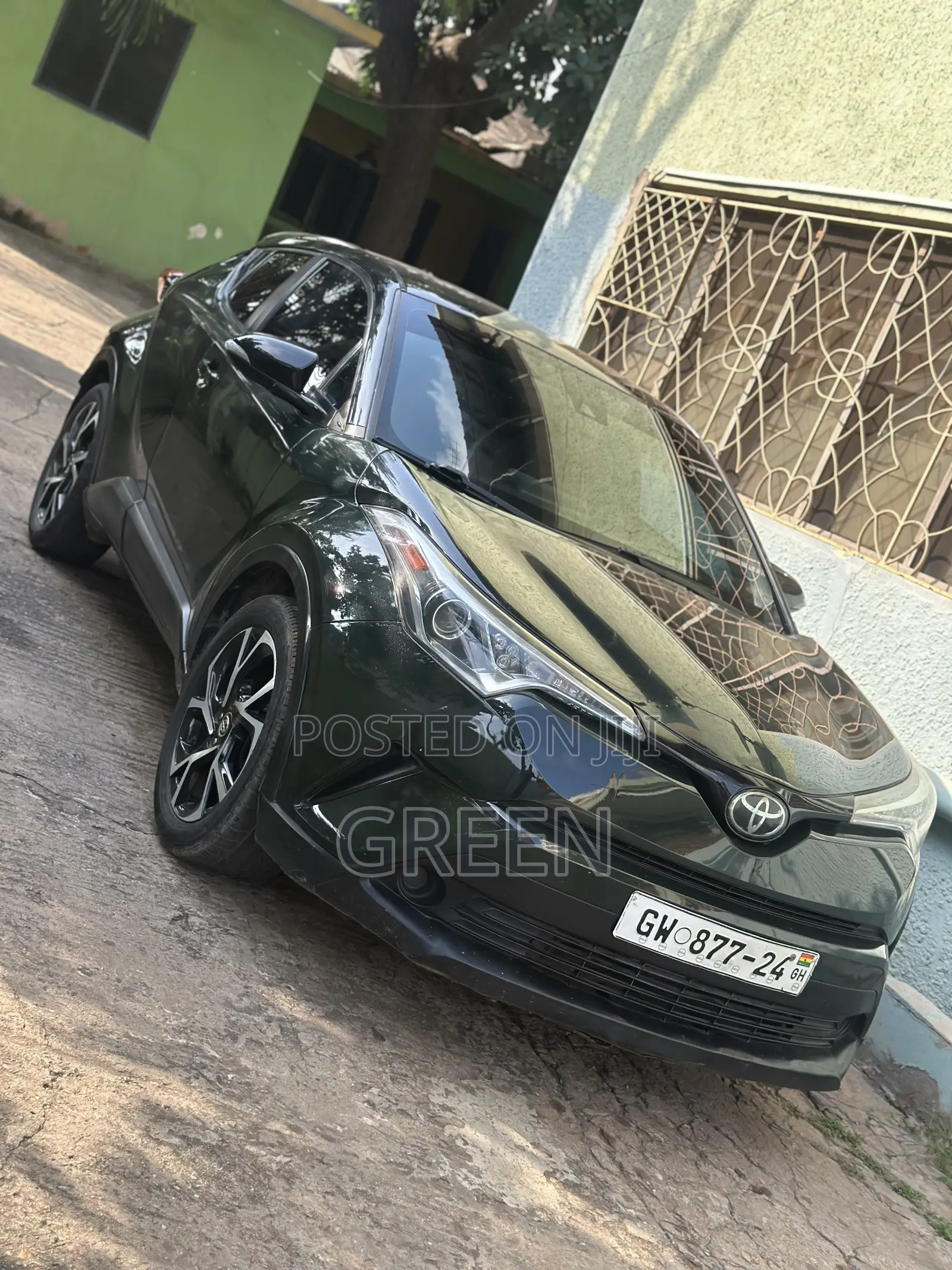 Toyota C-HR XLE Prermium FWD (2.0L 4cyl 2AM) 2018 Green
