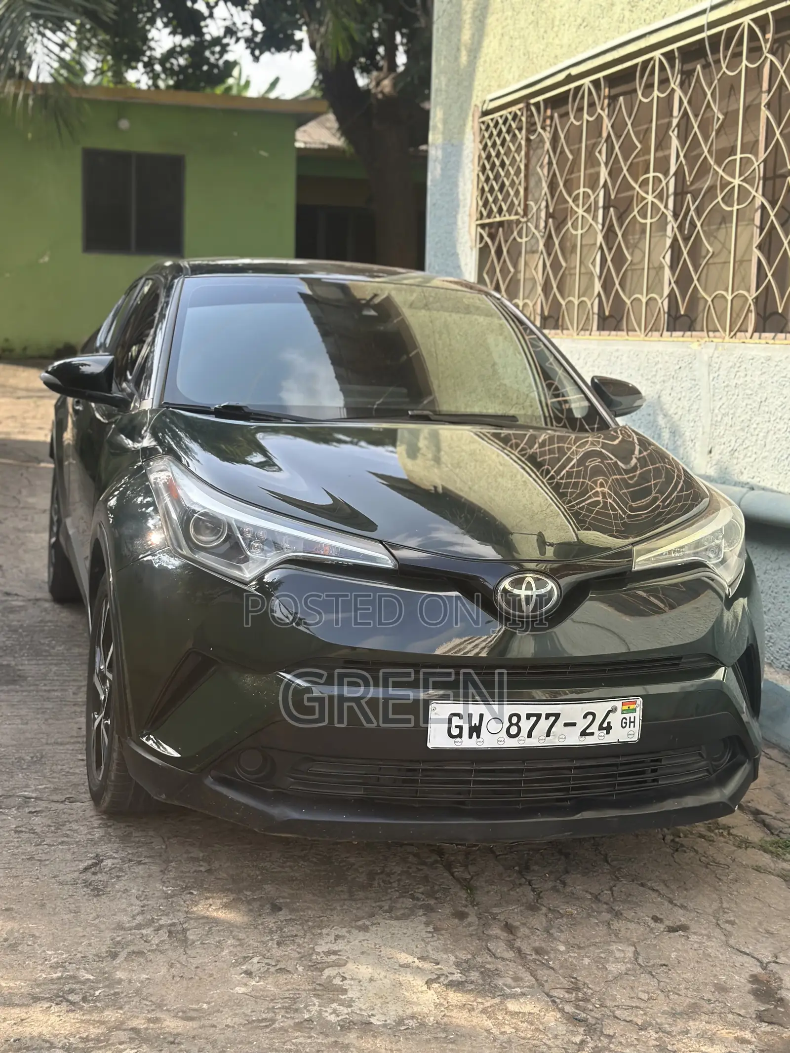 Toyota C-HR XLE Prermium FWD (2.0L 4cyl 2AM) 2018 Green
