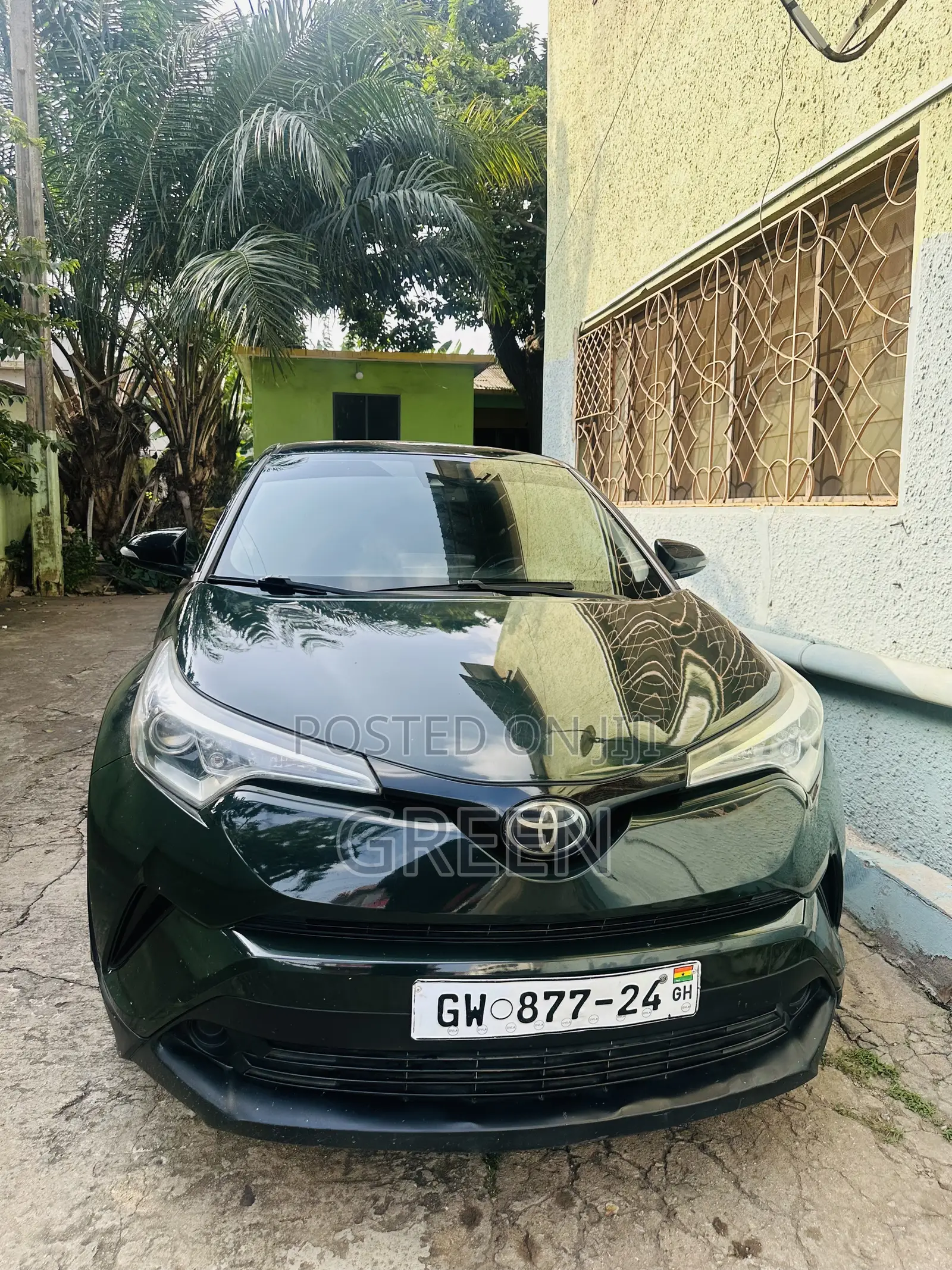 Toyota C-HR XLE Prermium FWD (2.0L 4cyl 2AM) 2018 Green
